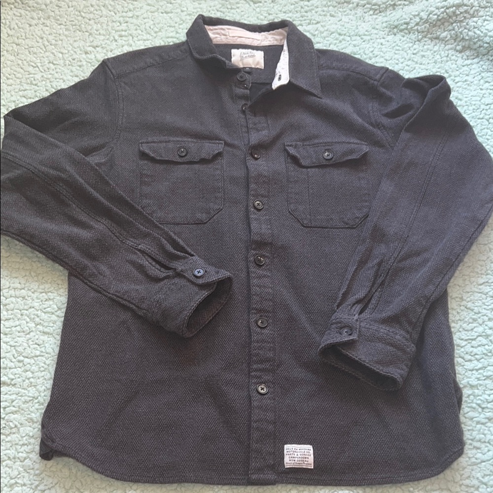 Men's Black Button-Up Shirt